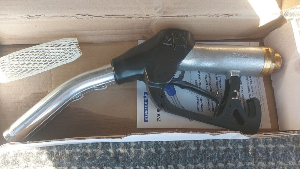 Палевні пістолети