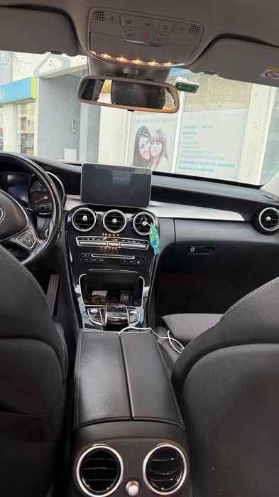 2015 Mercedes-Benz 200 c-class
