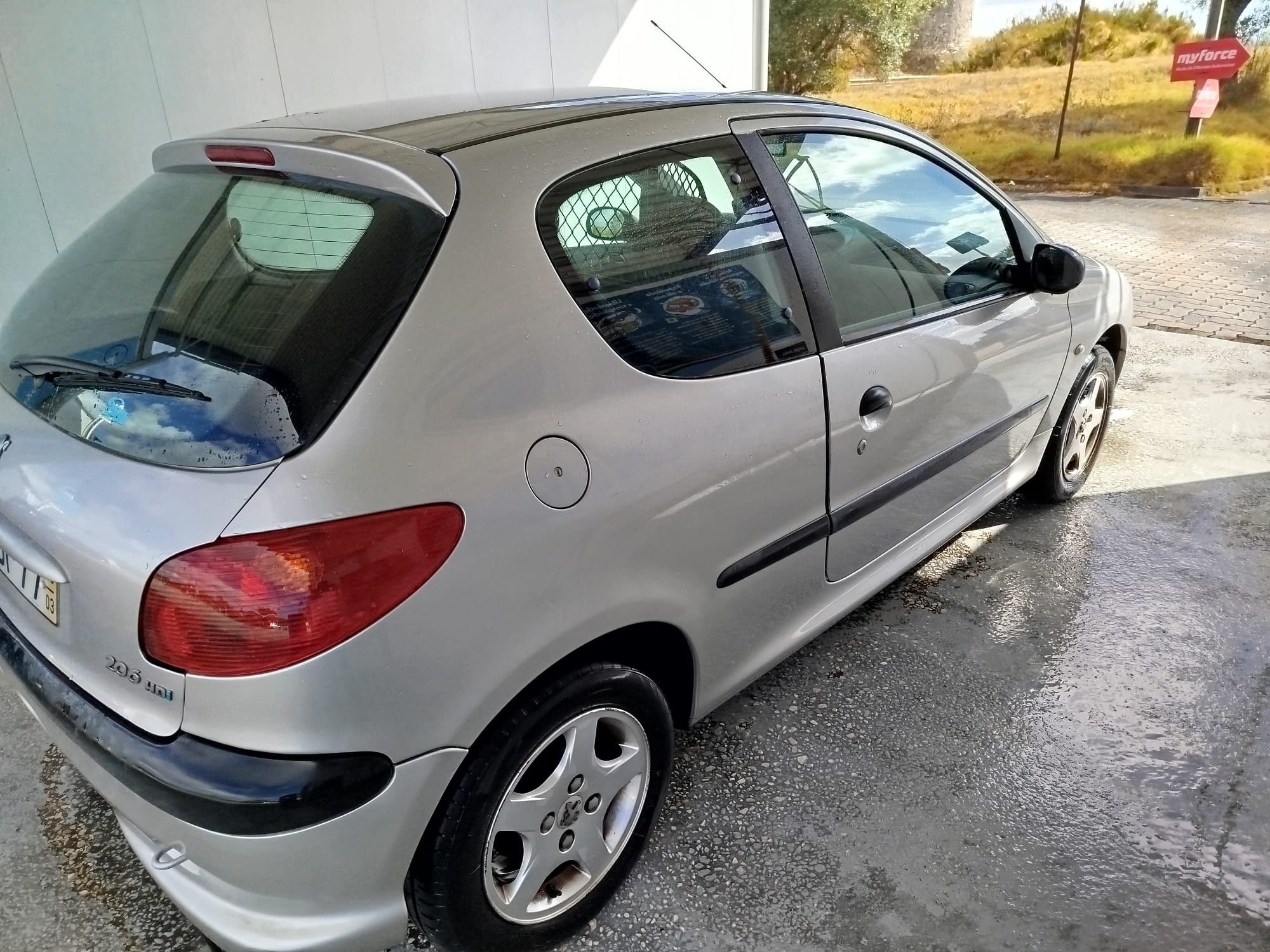 Vendo Peugeot 206 HDI comercial