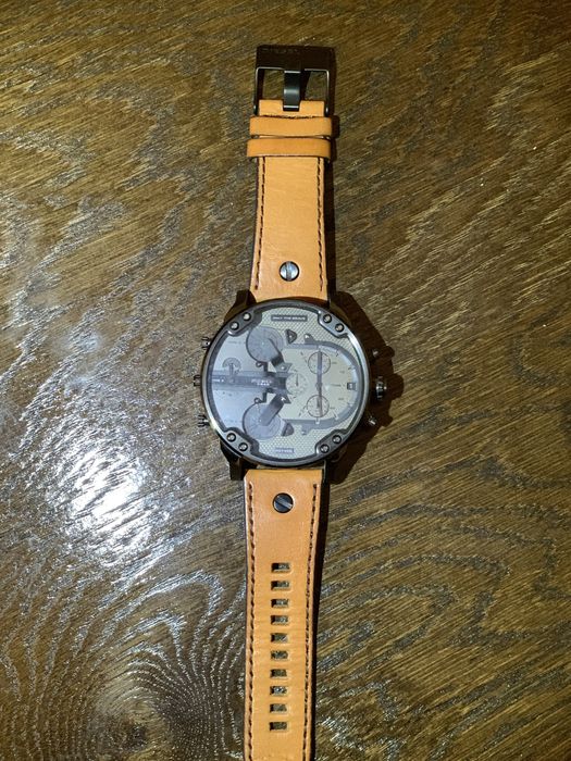 Чоловічий ручний годиник