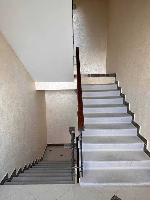 У продажу класна 3к квартира в елітній новобудові! Поспішайте!