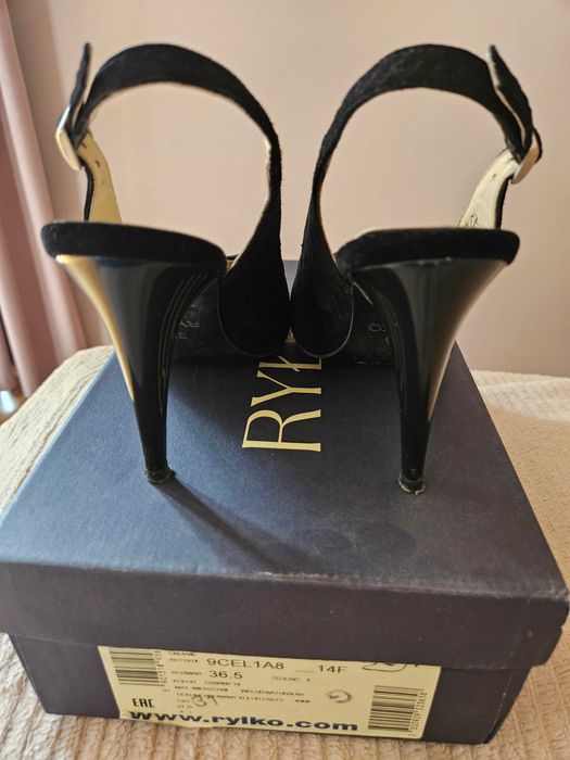 Czółenka bez pięty Ryłko