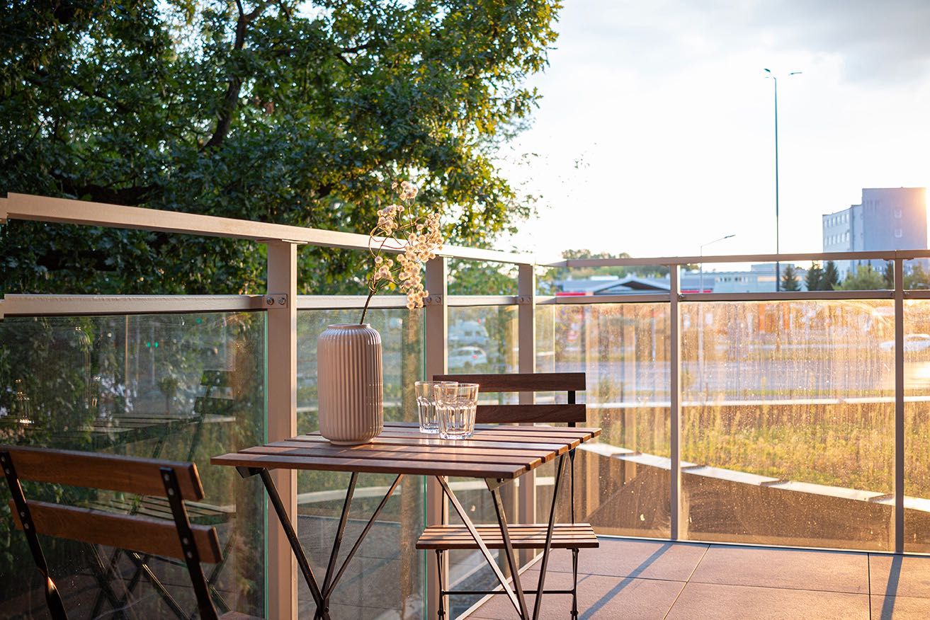 Duża elegancka kawalerka + BALKON - Pileckiego 59