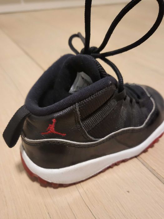 Buty nike air jordan 11 retro rozmiar 23.5