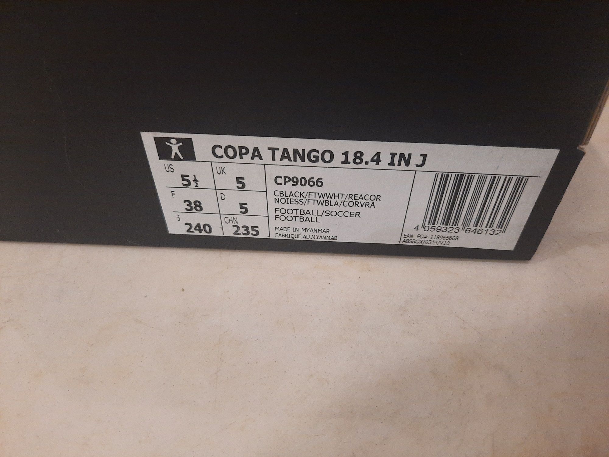 Buty piłkarskie adidas Copa Tango 18.4 Junior Rozmiar 38 Stan B.dobr
