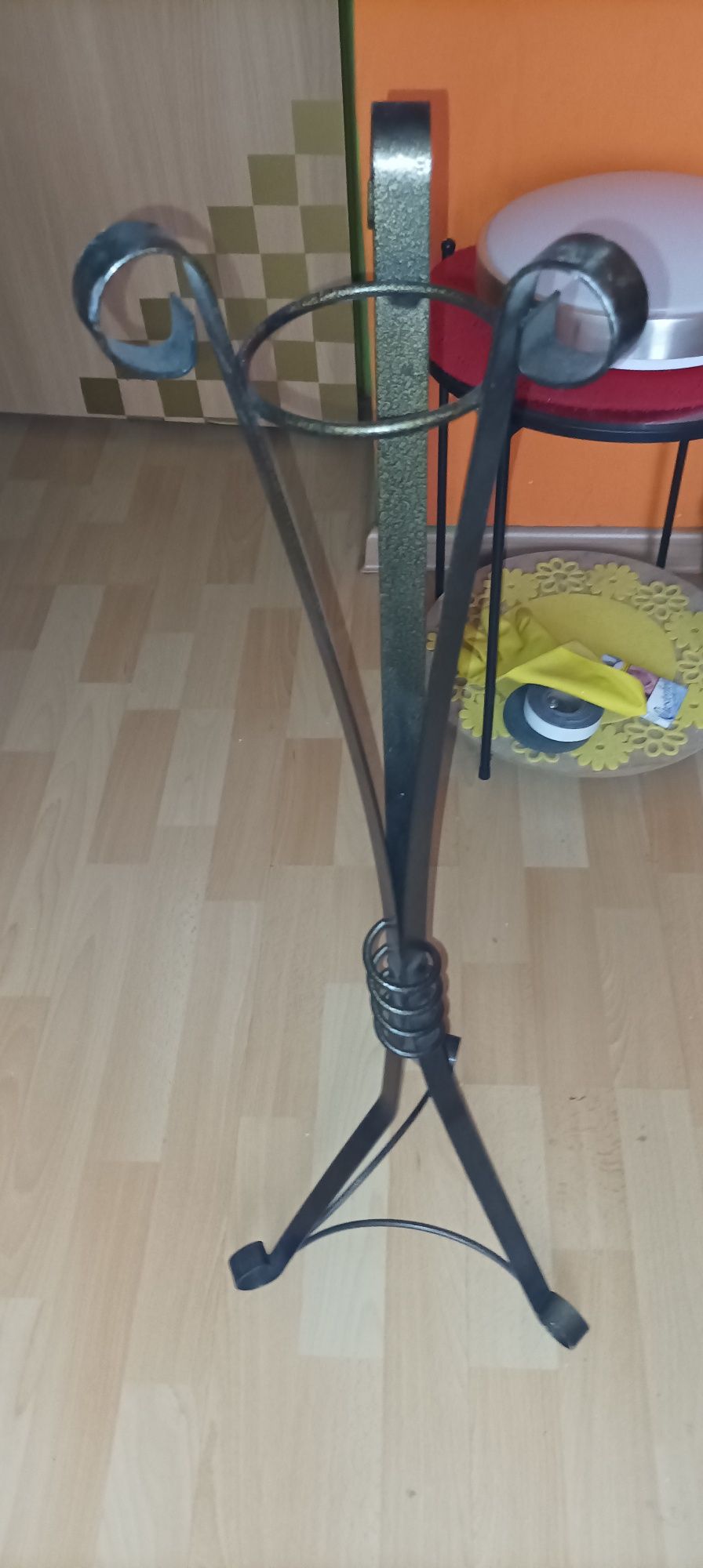 Stojak kwietnik pod kwiaty dwustronny PRL