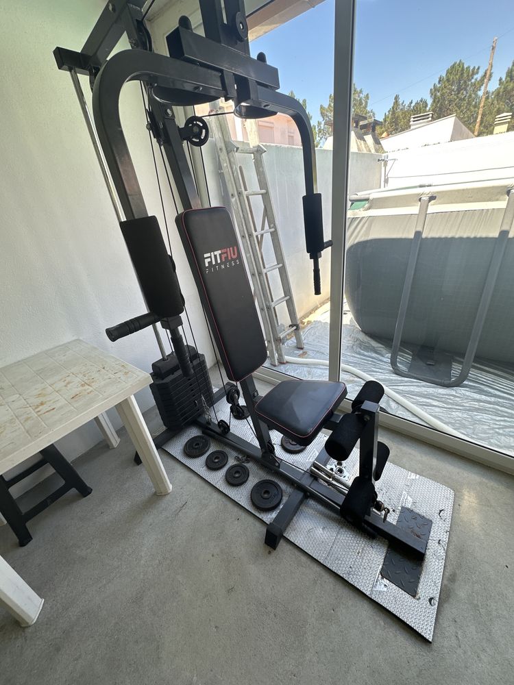 Máquina Musculação FITFIU usada c/Hálteres alteráveis de até 8Kg cada