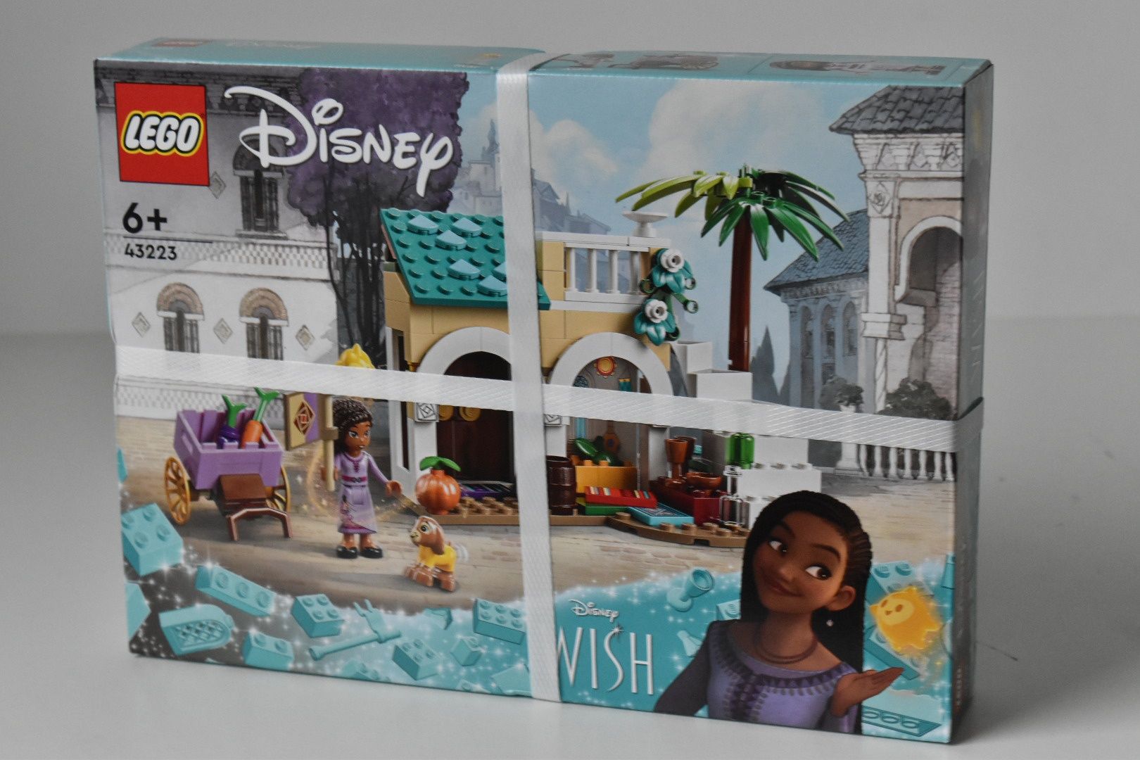 Klocki Lego 43223 Lego Disney Wish Asha in the City of Rosas