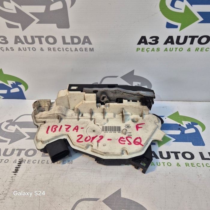 Fecho da porta frente esquerda Seat Ibiza 6J