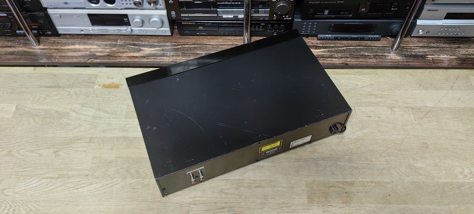 CD програвач Sony CDP-591