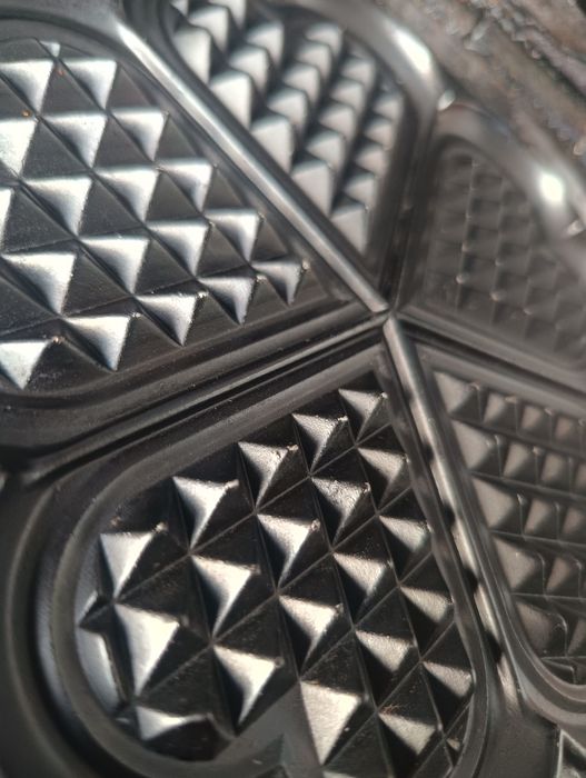 Gofrownica clatronic sprawna do wyczyszczenia