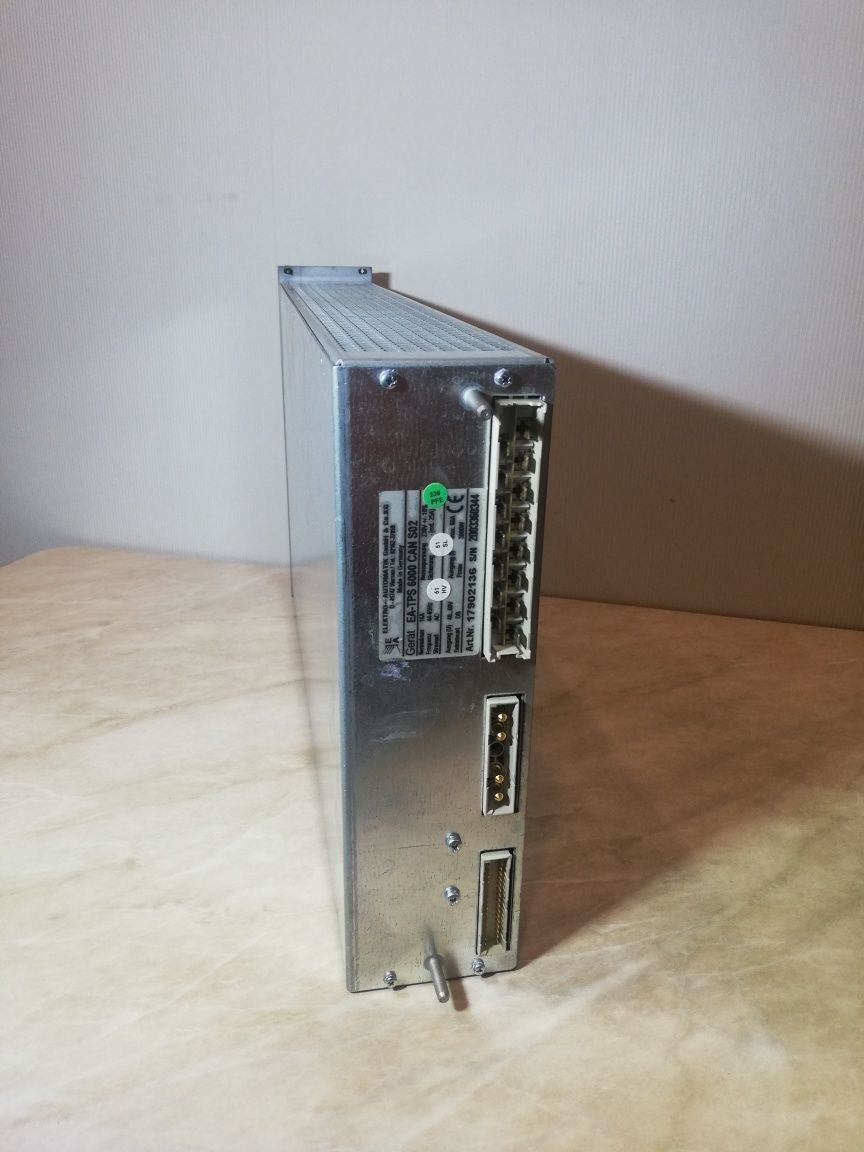 Блок питания TPS-6000