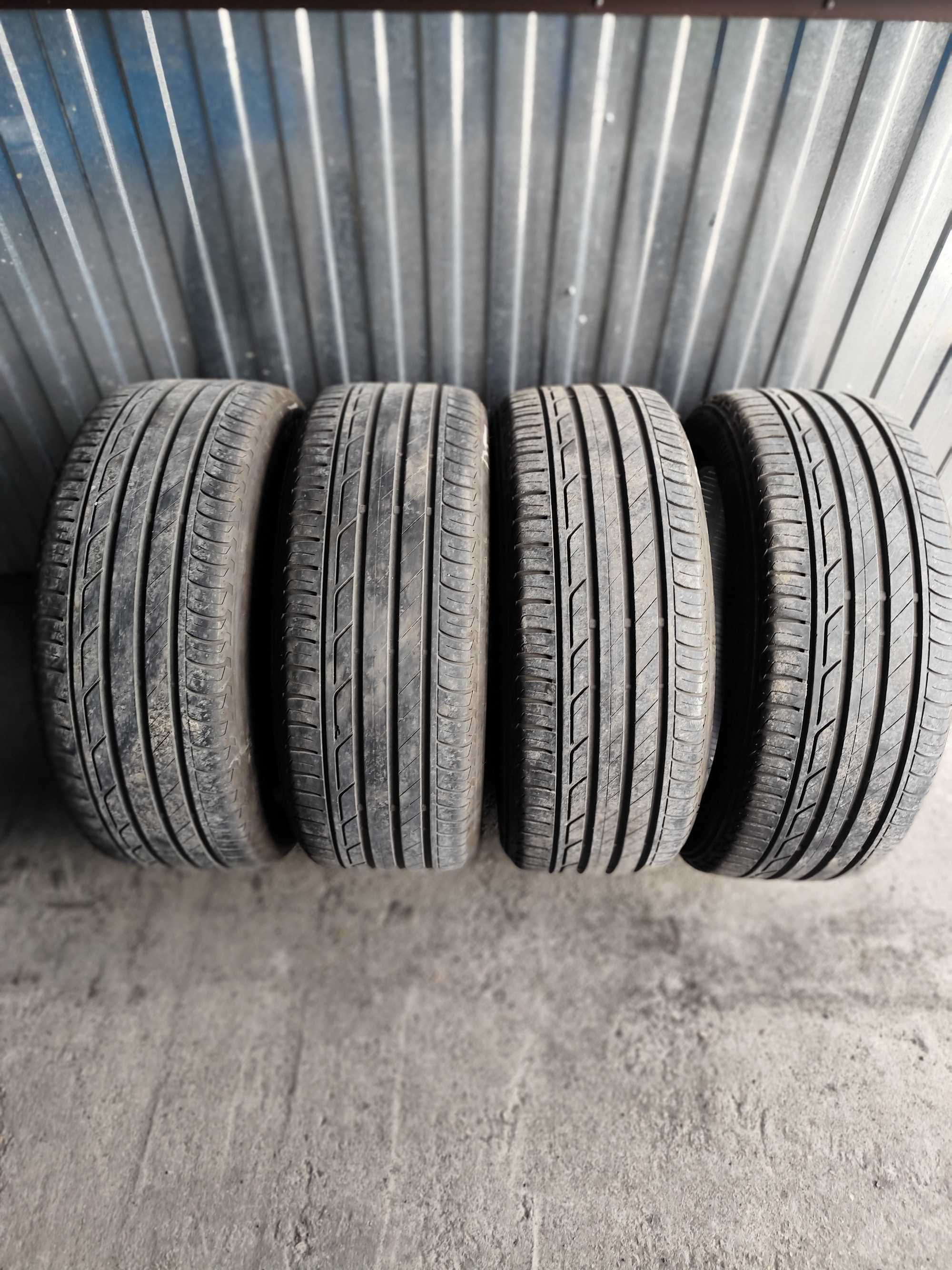 Opony Bridgestone Turanza T001 215/50 R18 92W