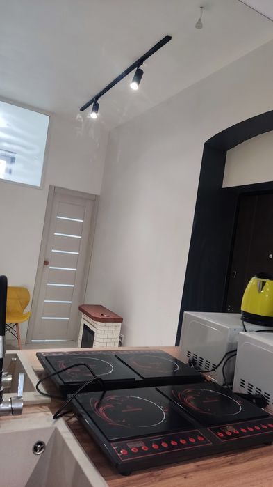 Подобово 2кім вул Шевченка12/Клепарівська4/2 центр/ зд