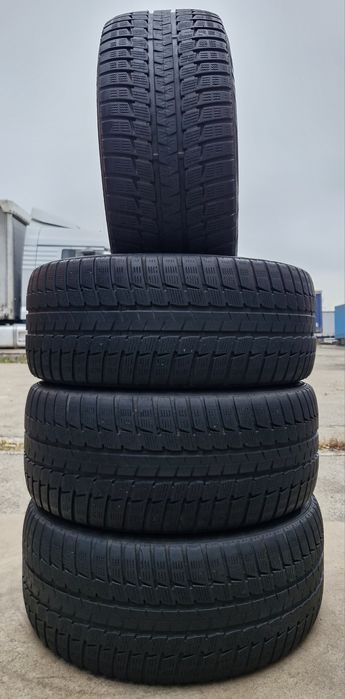 Продам шини Falken HS449 eurowinter 245/45/17
