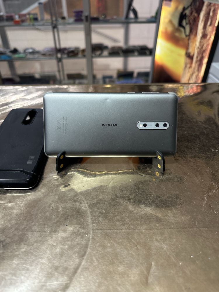 Vendo Nokia 8 como novo