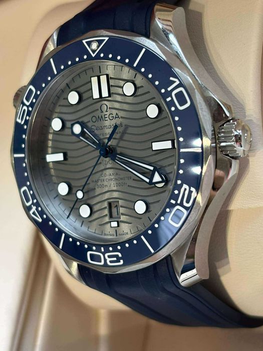Omega Seamaster Diver 300M Ref.210.32.42.20.06.001