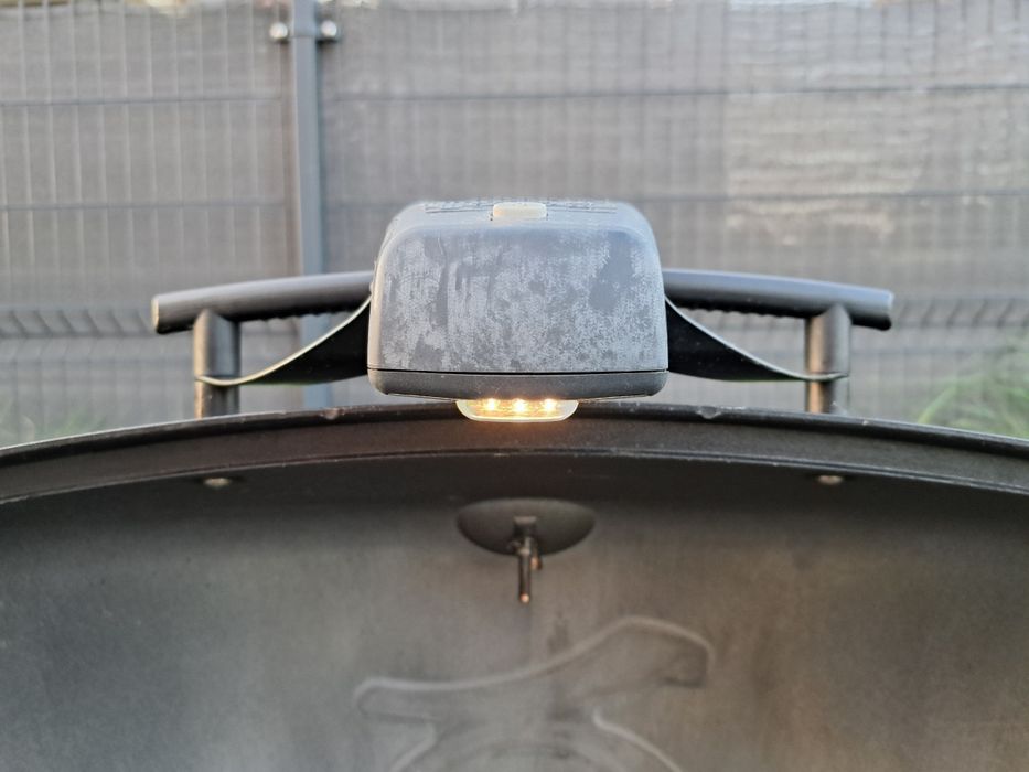 Grill gazowy weber q3200