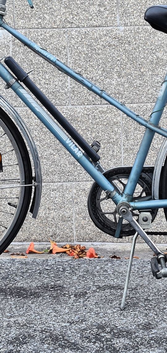 Bicicleta antiga - Vilar