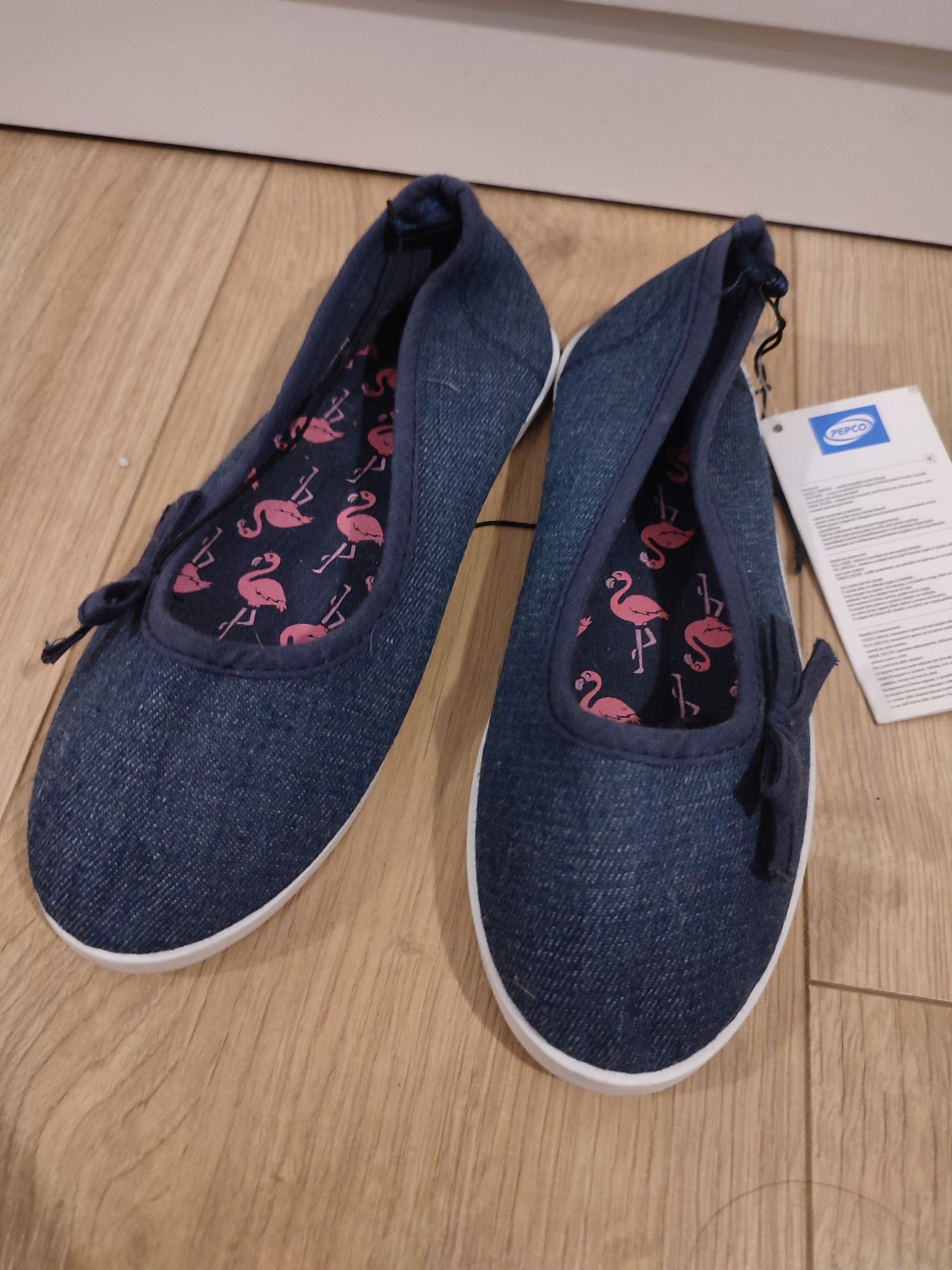 Nowe z metką buty trampki baleriny granatowe rozmiar 34