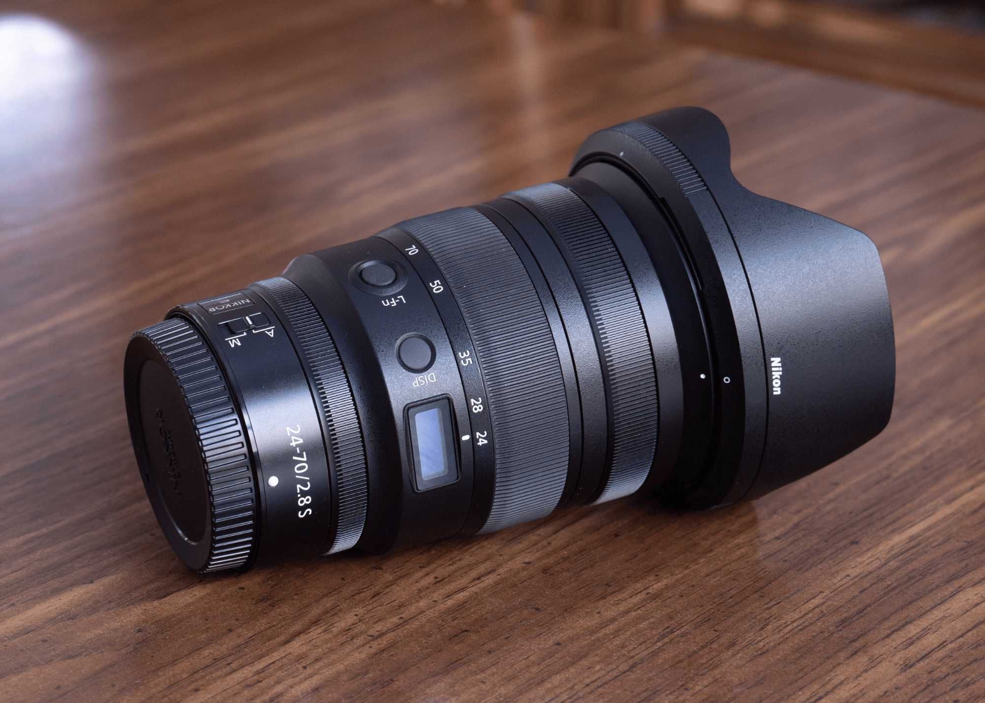 Nikon NIKKOR Z 24-70mm f/2.8 S --- prawie nowy