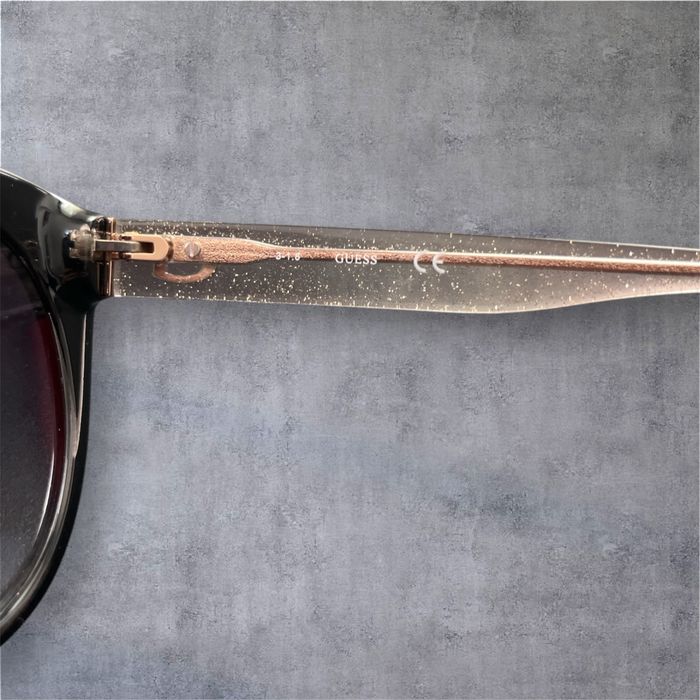 Óculos de sol guess