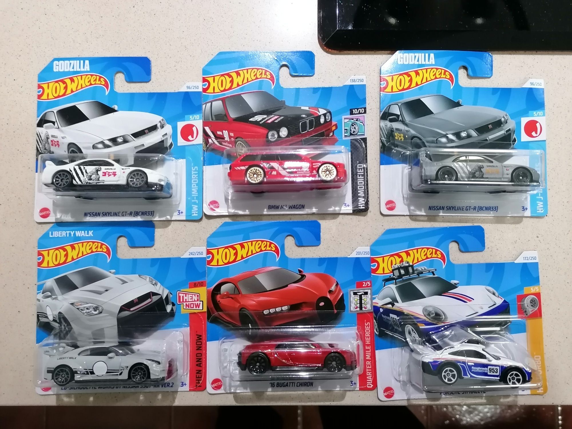 Hot Wheels e Matchbox vários modelos
