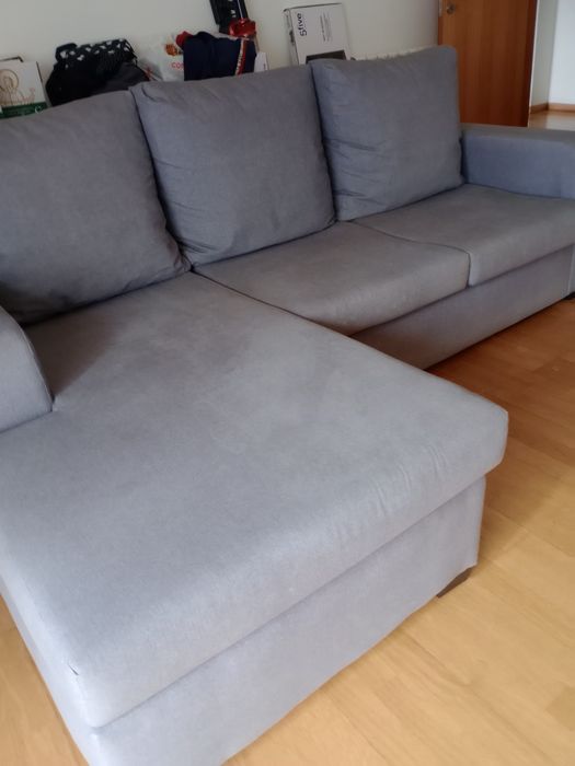 Chaise long cinzento