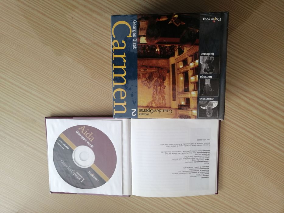 2 conjuntos de cds operas