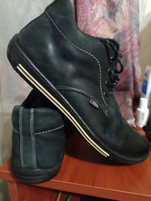 Кросовки-кеды Oskar 42 р. Тёплые!