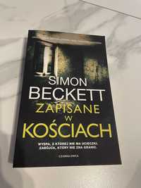 Simon Beckett Zapisane w Kościach