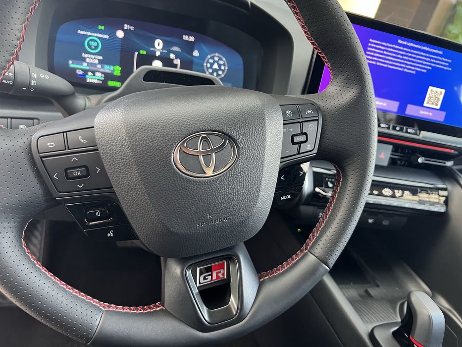 Toyota  CH-R plug in hybrid GR SPORT