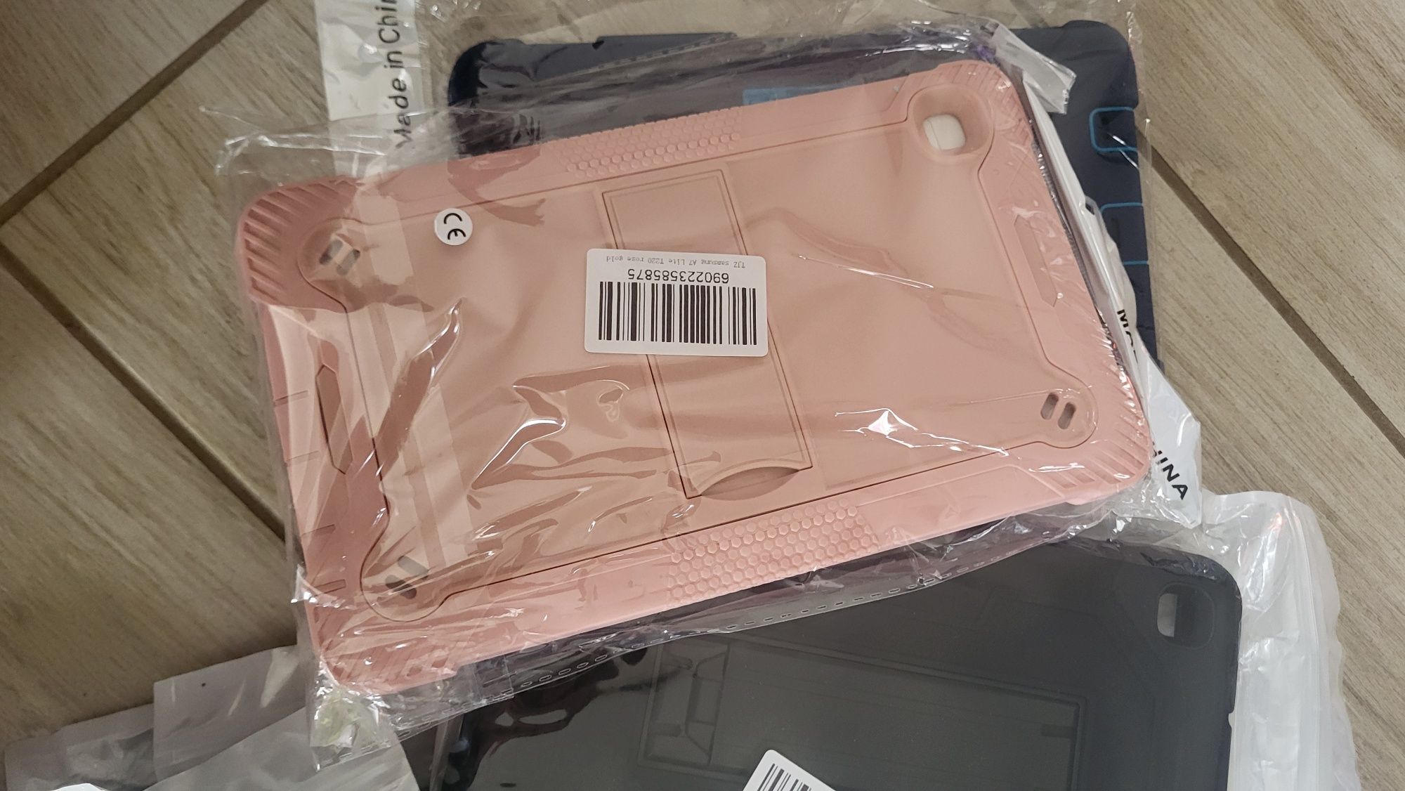 14 sztuk Etui na Samsung Galaxy Tab A7 Lite (T220/T225)