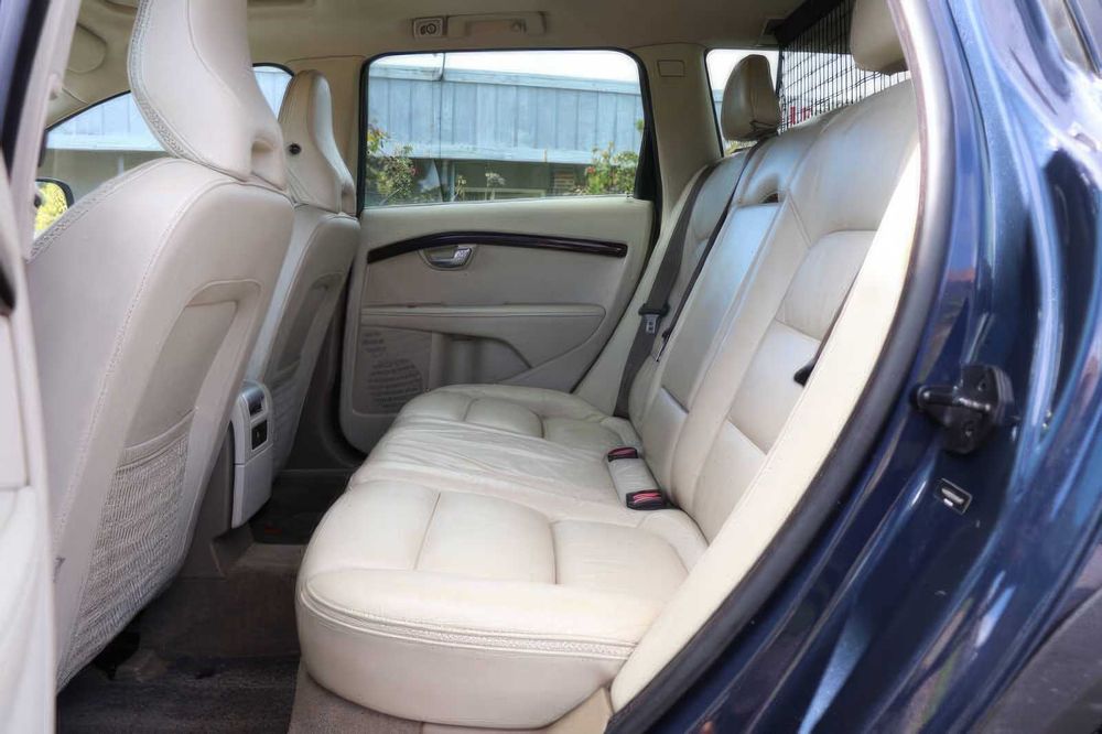 Volvo XC70 T6 Premier Plus      2013