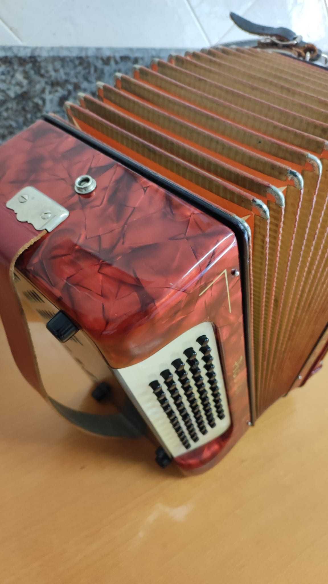 Acordeão Hohner - Acordeon