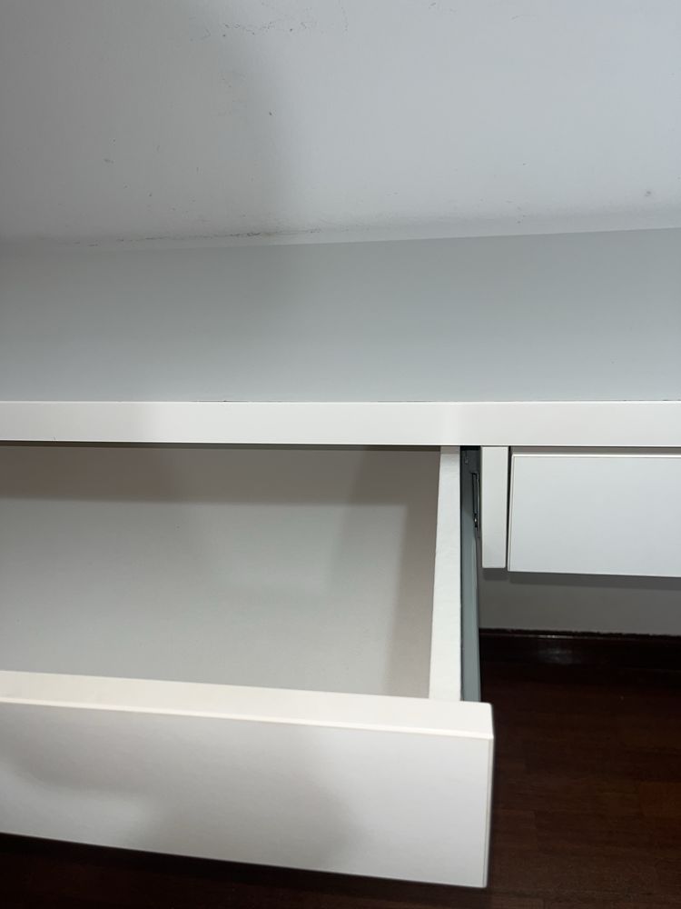Secretaria Micke IKEA