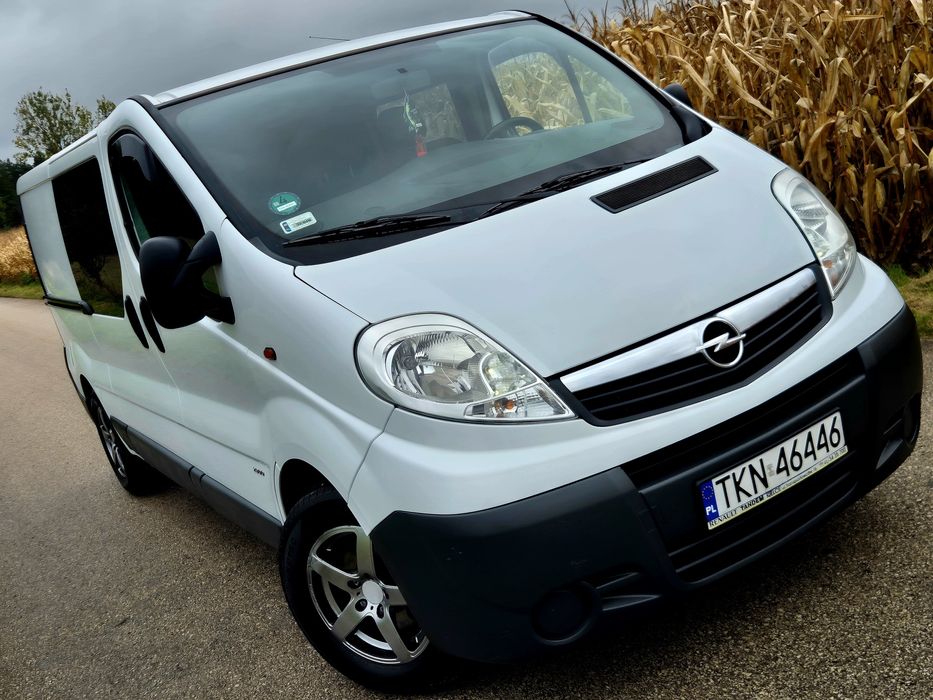 Opel Vivaro 2.5 CDTi_6 osobowy_Long_Lift_Ogłoszenie Prywatne_Zadbany