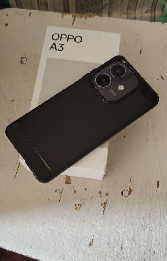 Oppo A3 256 гб В хорошем состоянии.