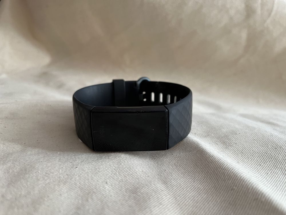 Zegarek Fitbit charge 4