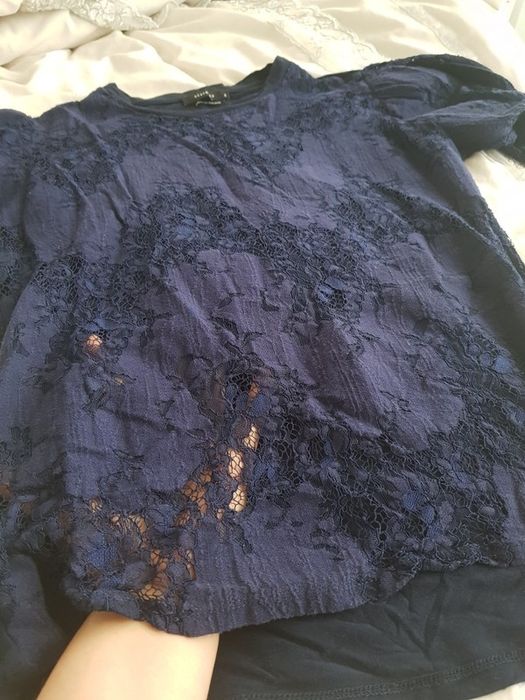 Koronkowa granatowa bluzka Reserved rozm S