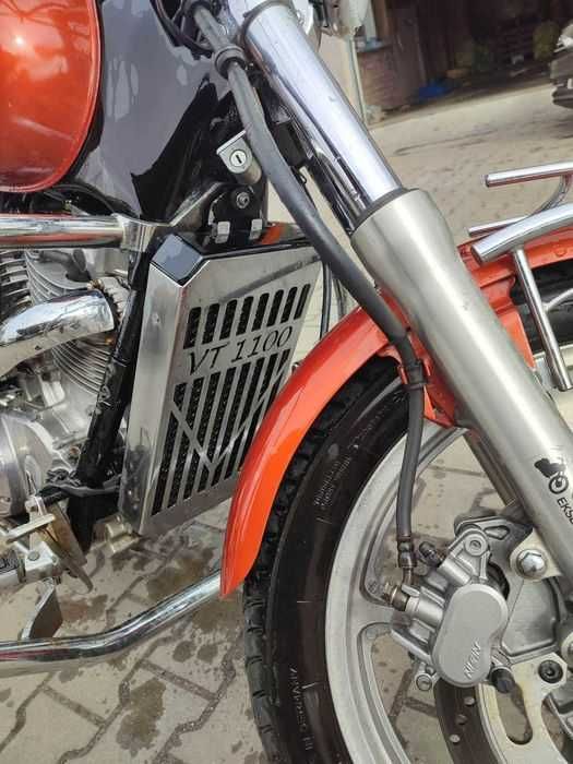 Chopper HONDA SHADOW VT 1100