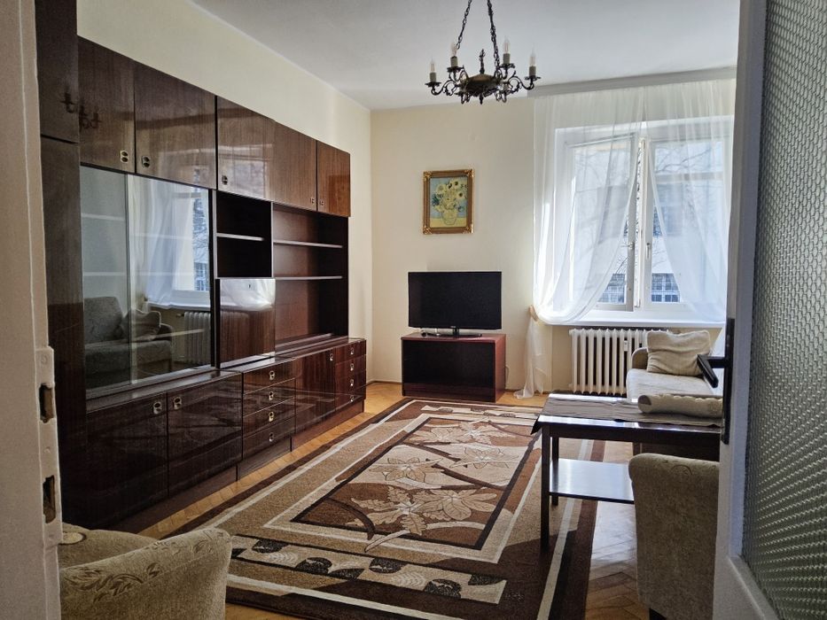 Mieszkanie dwupokojowe + murowany garaż