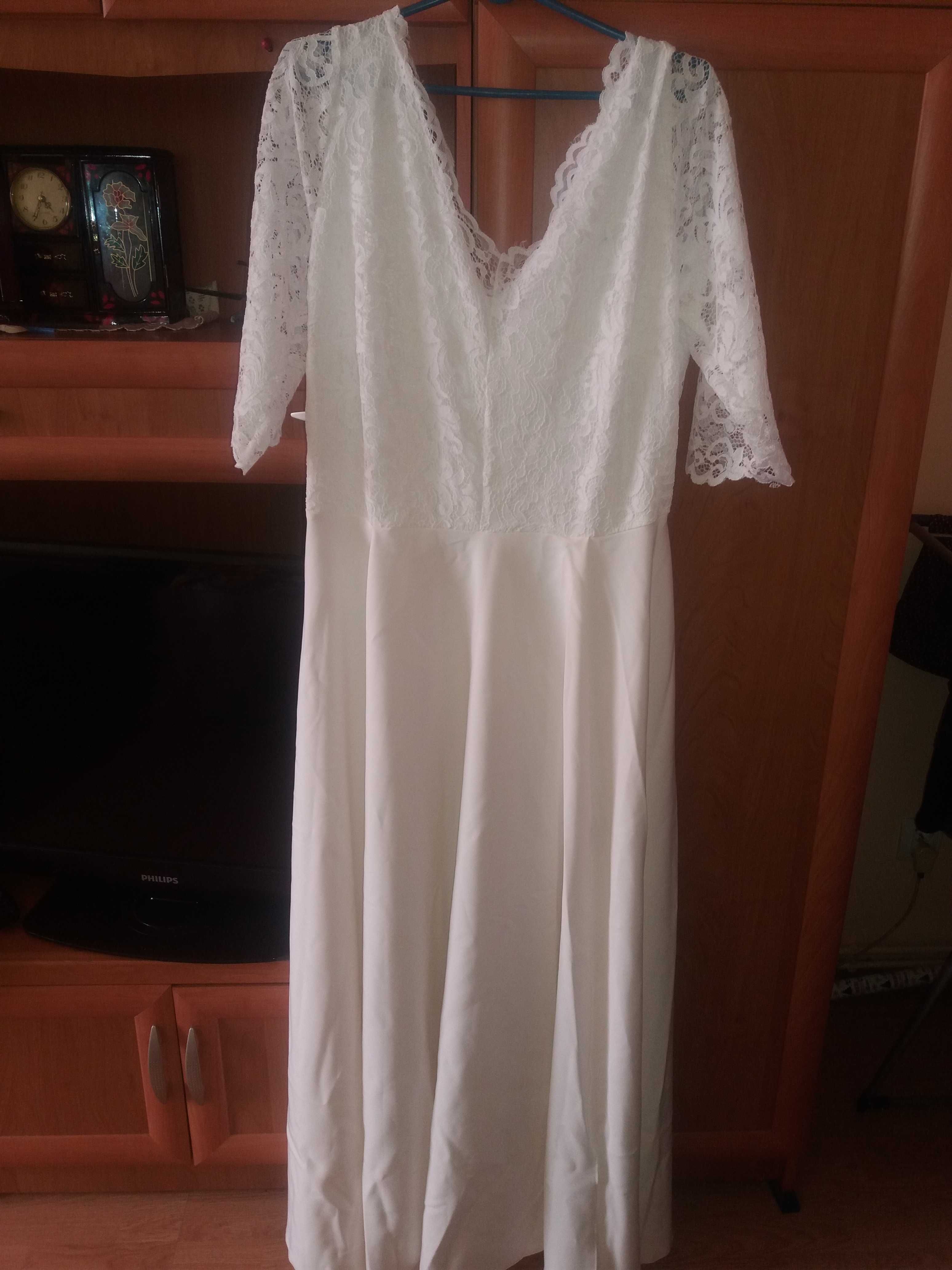 Biała nowa suknia r 52