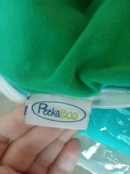 Almofada de Amamentação Peekaboo