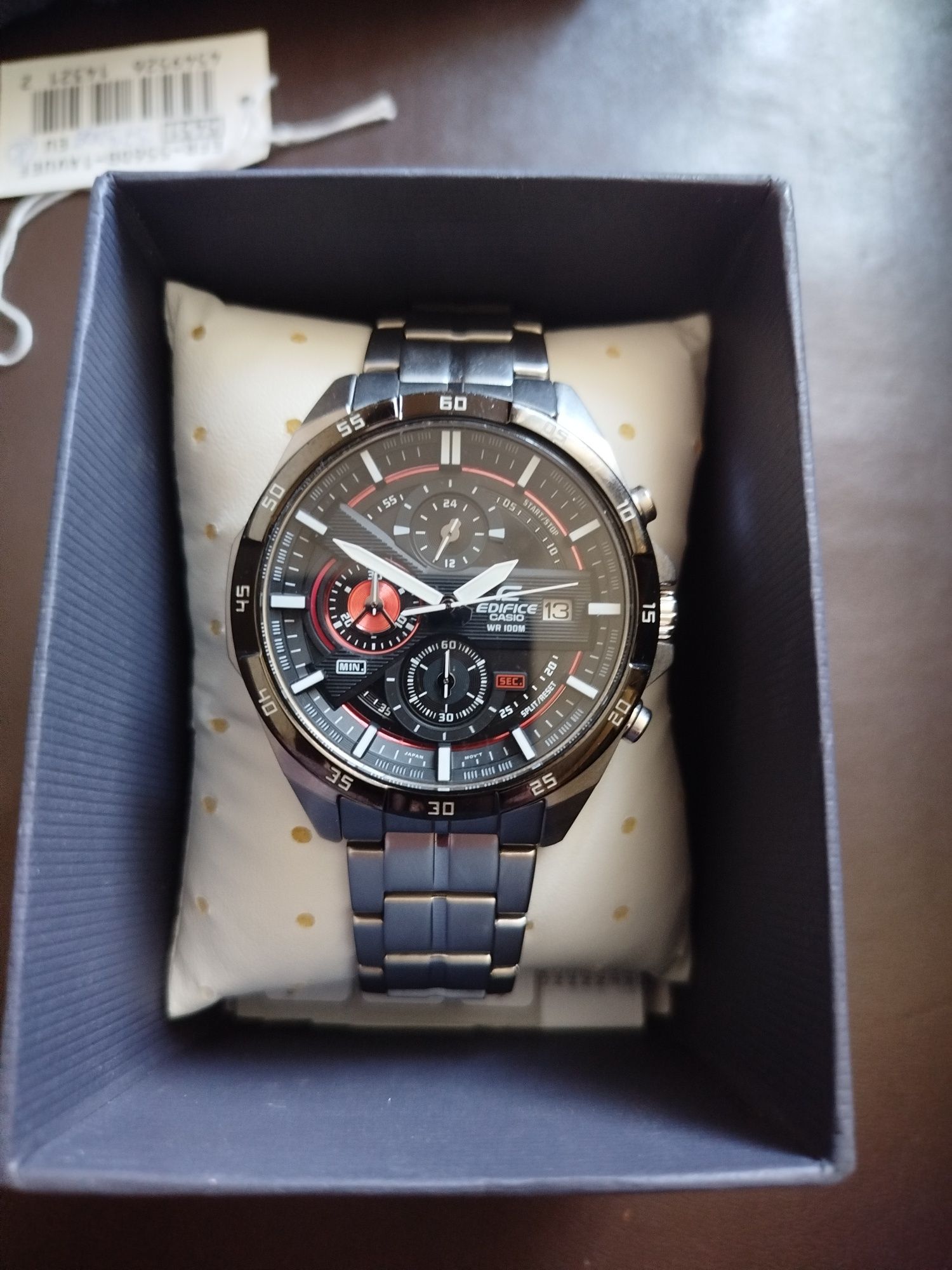 Чоловічий годинник CASIO Edifice EFR-556DB-1AVUEF