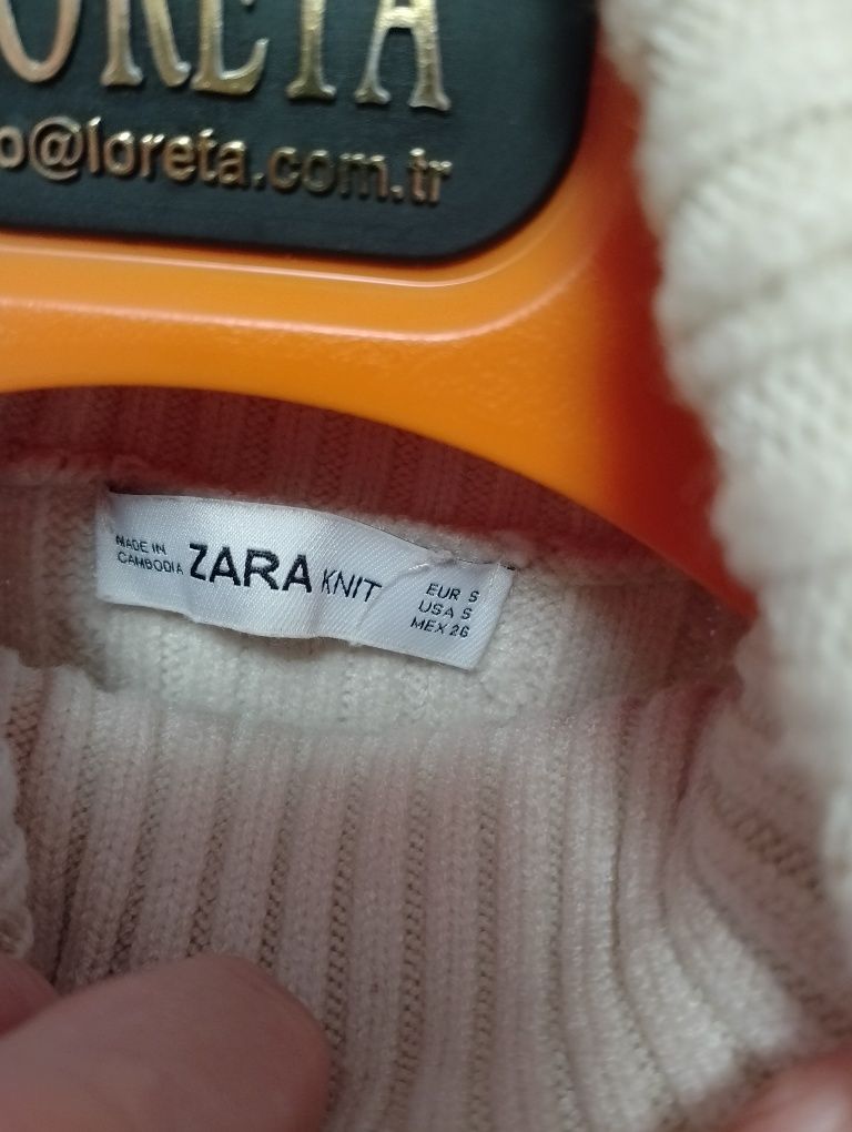 Жіночий гольф Zara