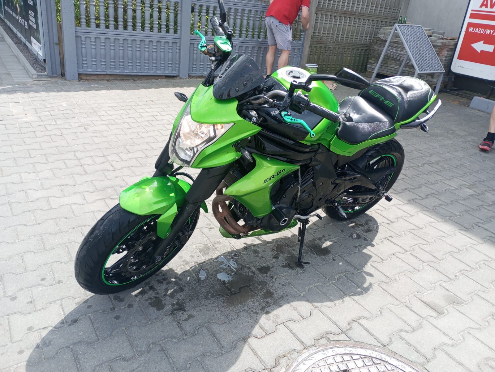 Kawasaki er-6 650