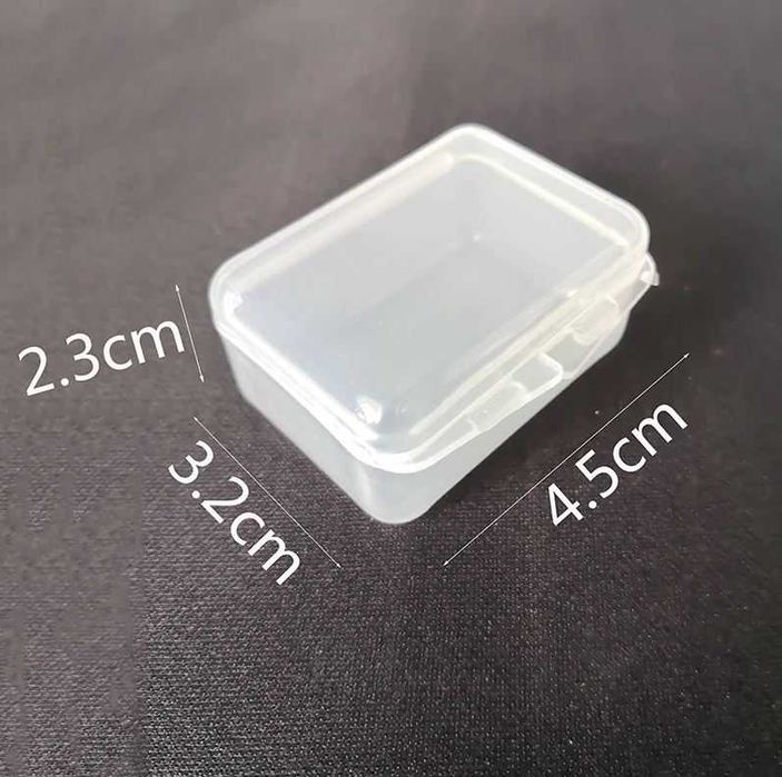 pudełko 4,5x3,2x2,3 cm na haczyki, agrafki, krętliki, kółka łącznikowe