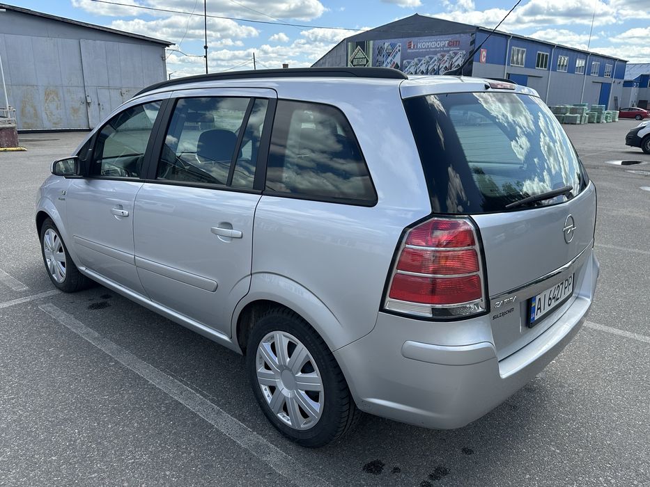 Opel zafira 2006