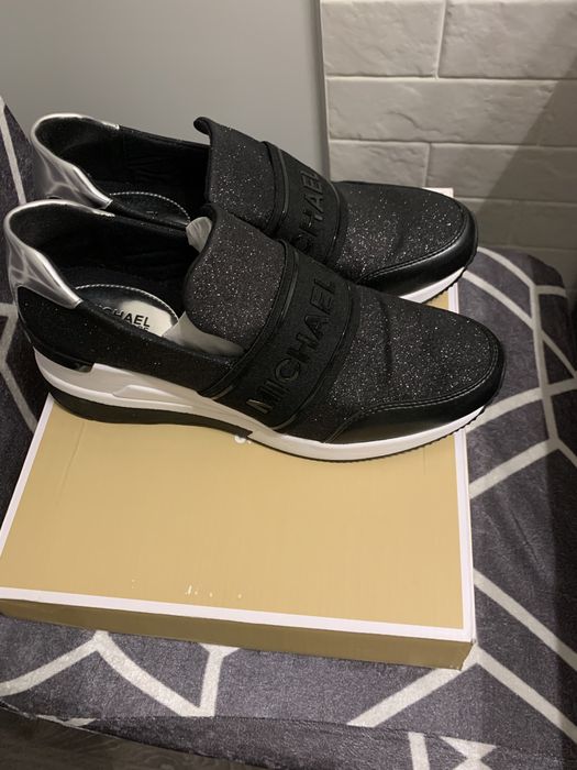 MICHAEL KORS женские кроссовки